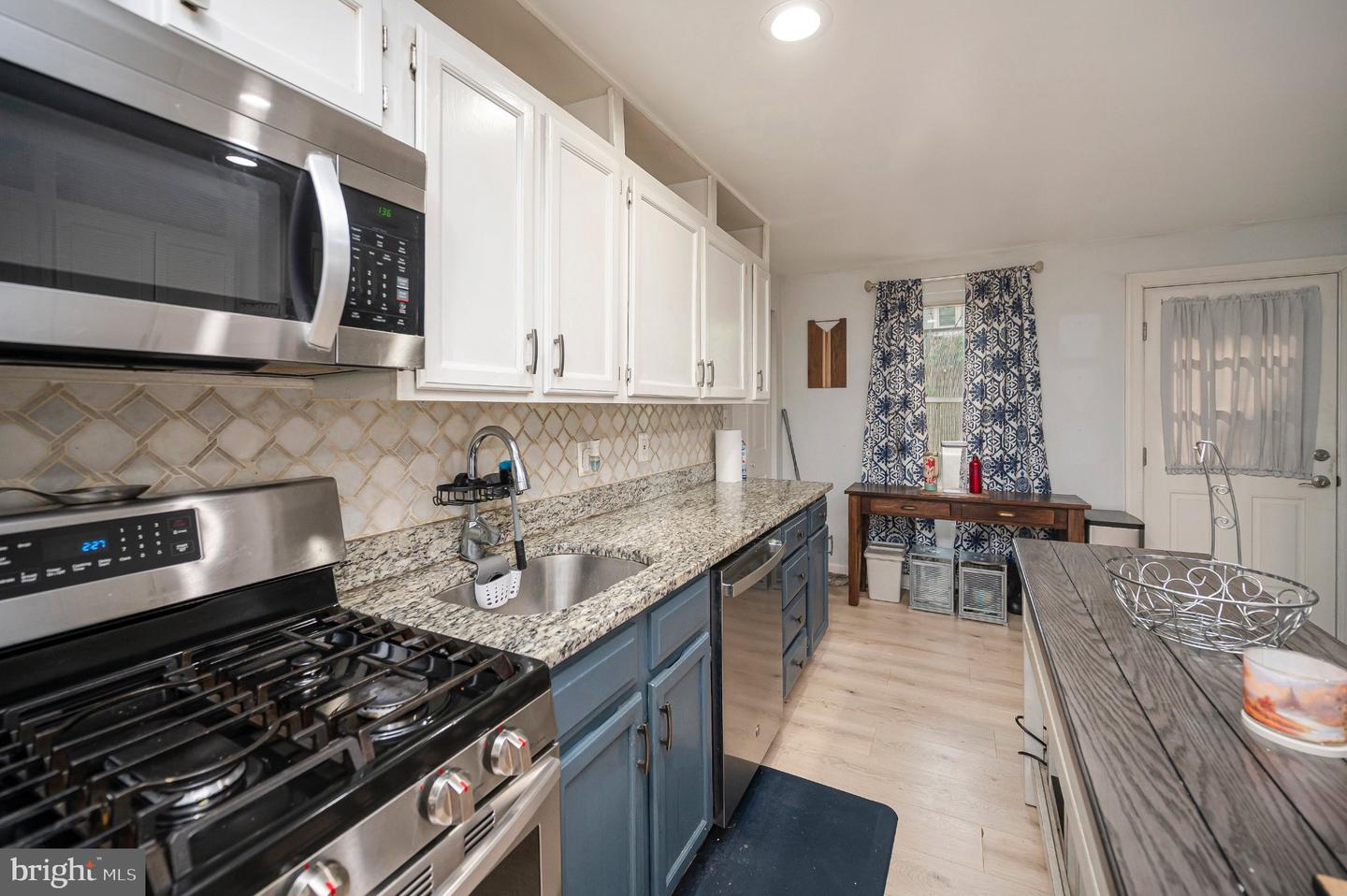 3932 Oakdale Cir Property Photo 16