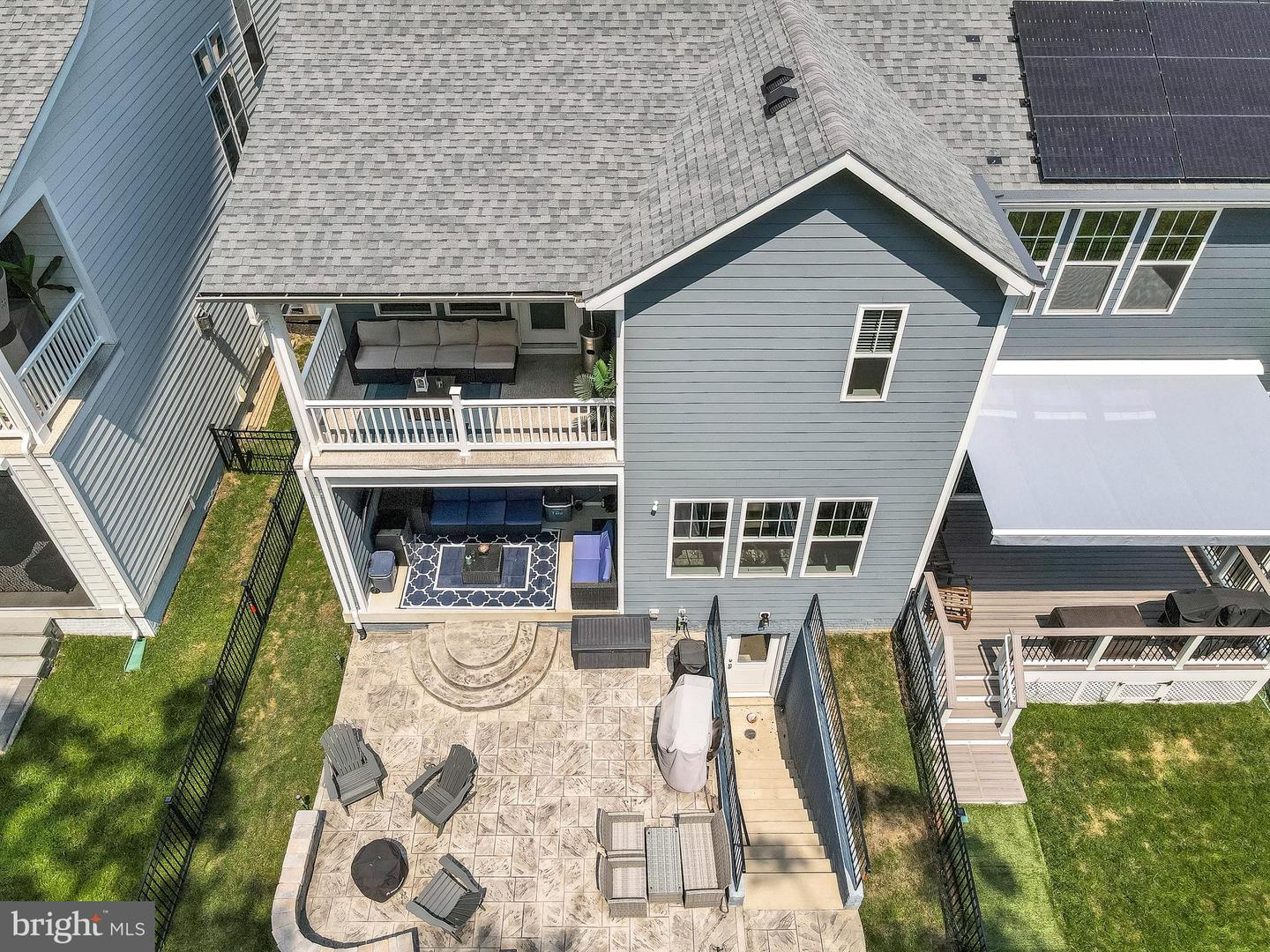 18110 Moss Garden Rd Property Photo 4