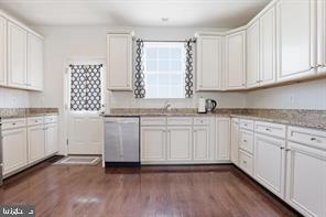 8333 Scotland Loop Property Photo 4