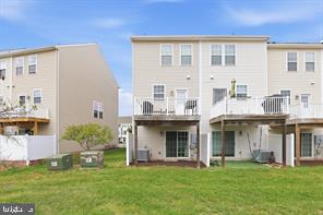 8333 Scotland Loop Property Photo 6