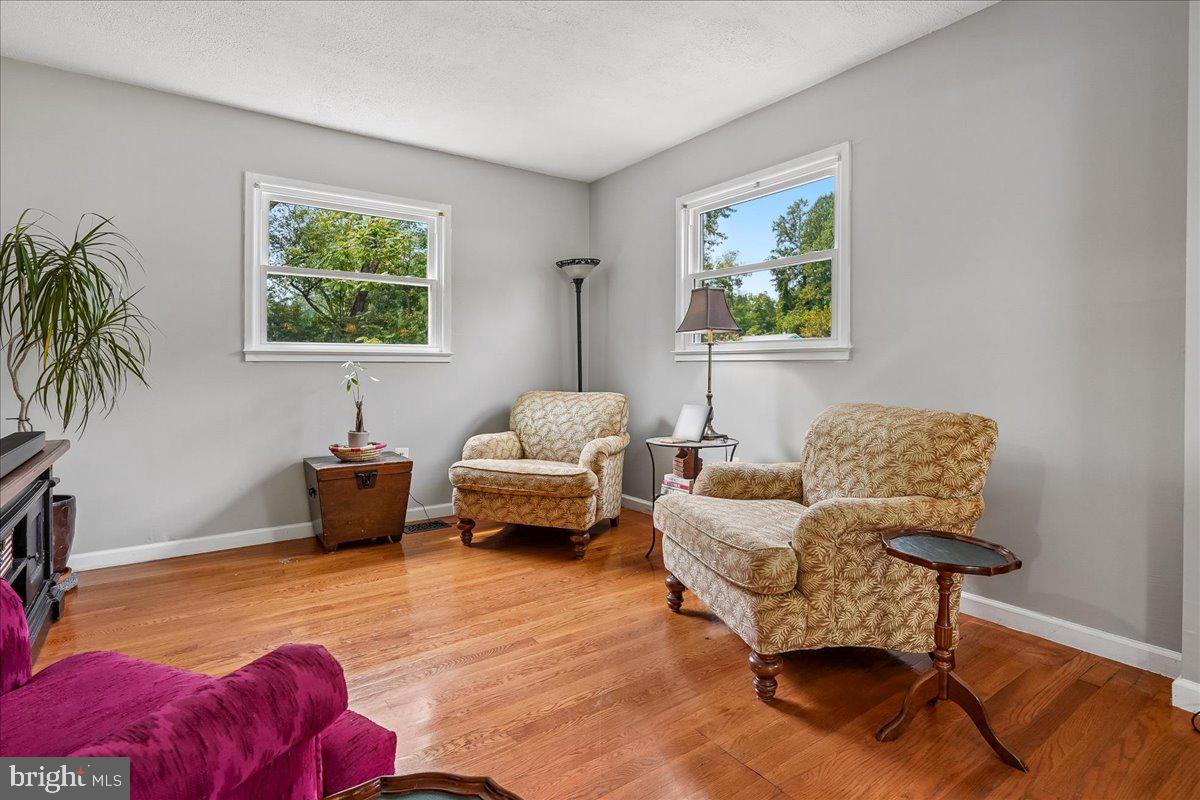 3637 Freemont Pl Property Photo 5