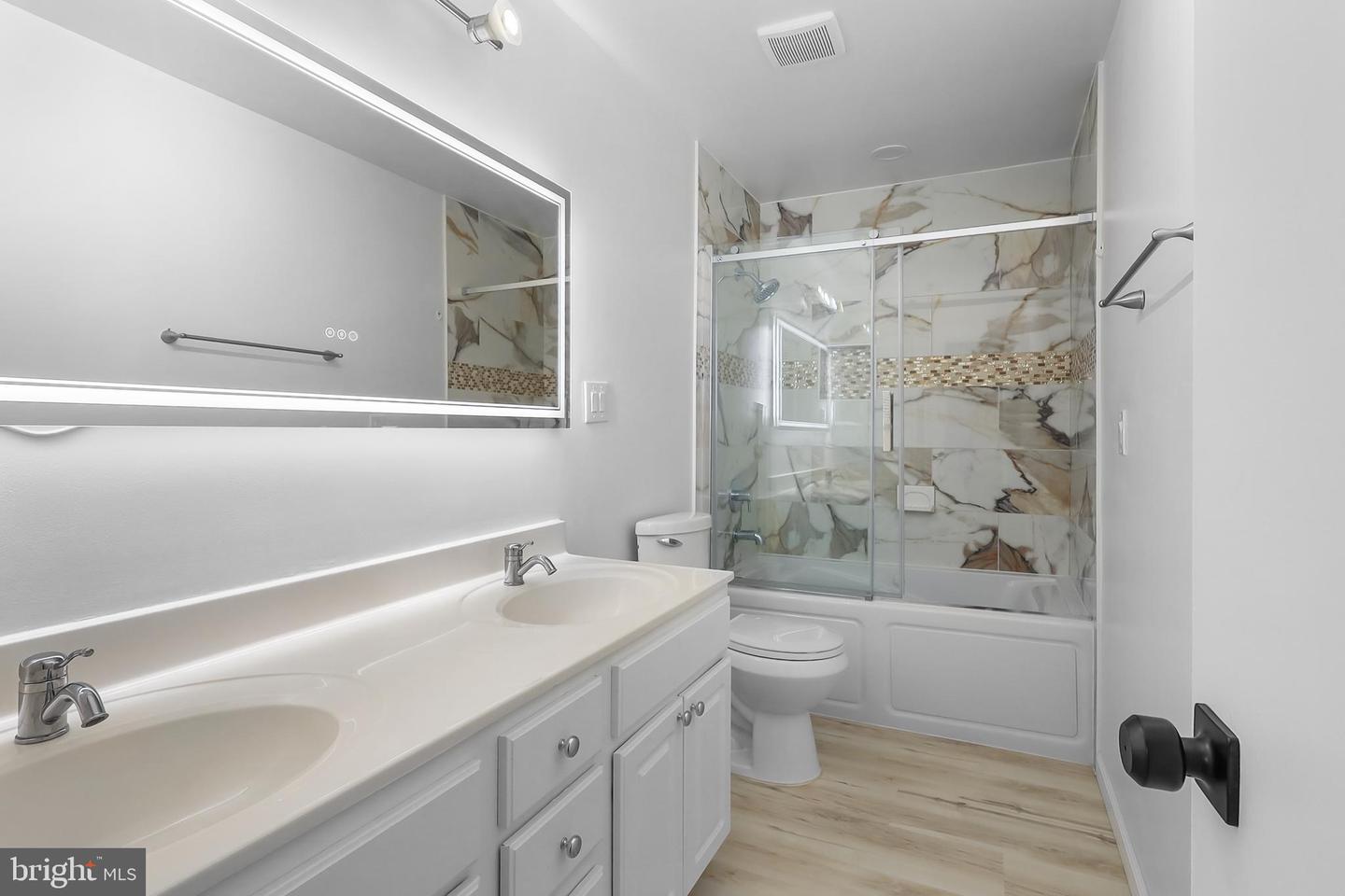 4223 Avon Drive Property Photo 10