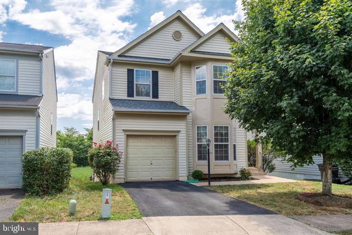 6805 Hollow Glen Ct Property Photo 1