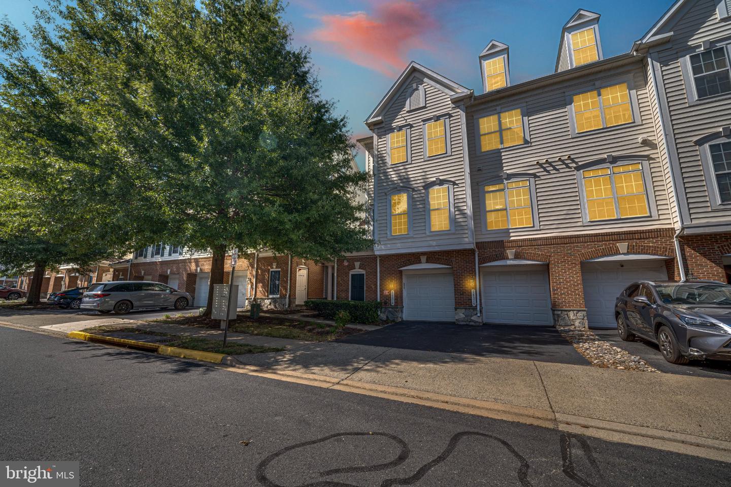 14576 KYLEWOOD WAY Property Photo 1