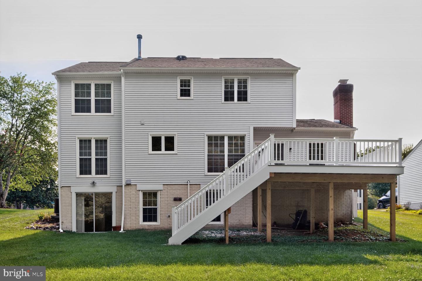 8219 Crackling Fire Dr Property Photo 3