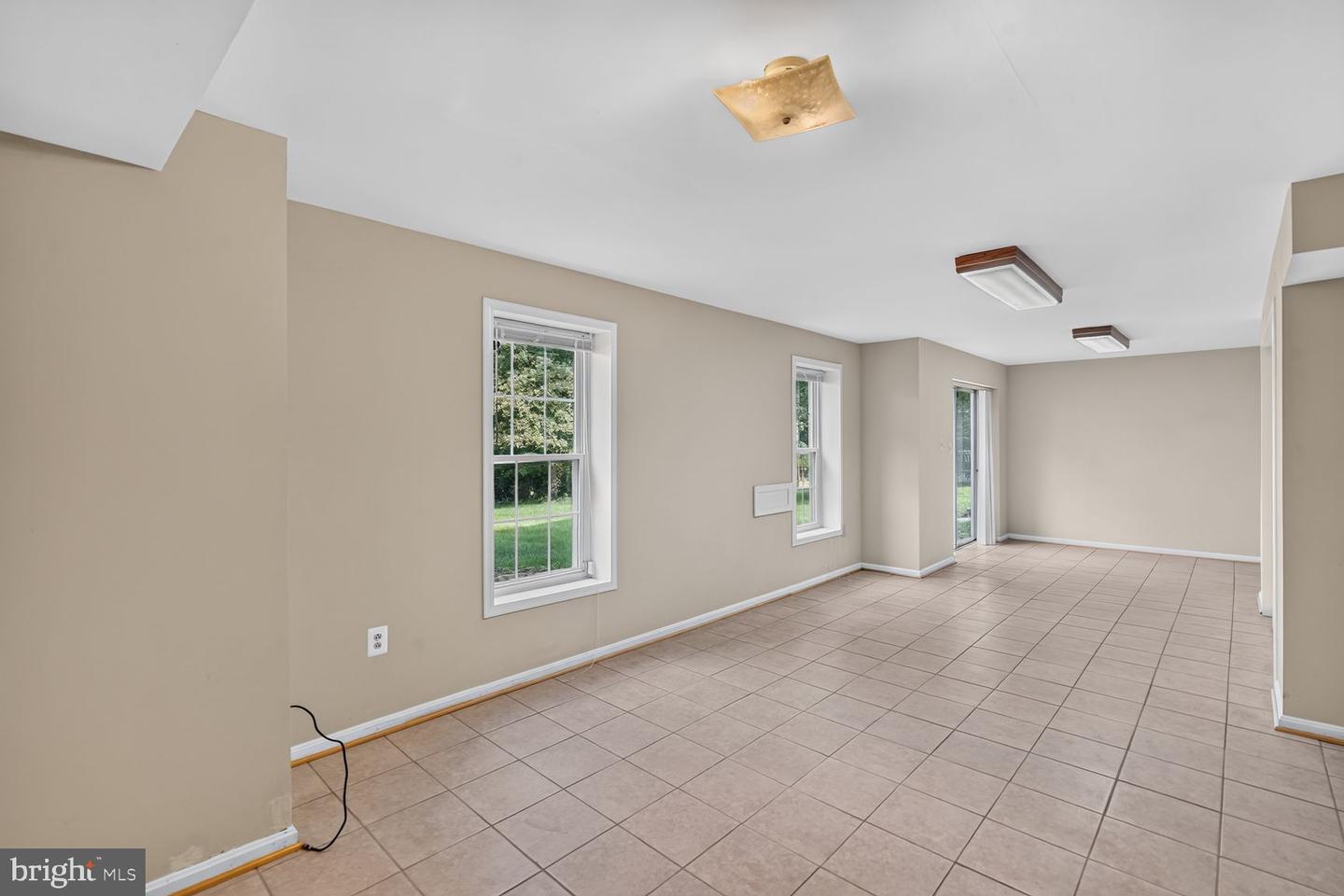 8219 Crackling Fire Dr Property Photo 26