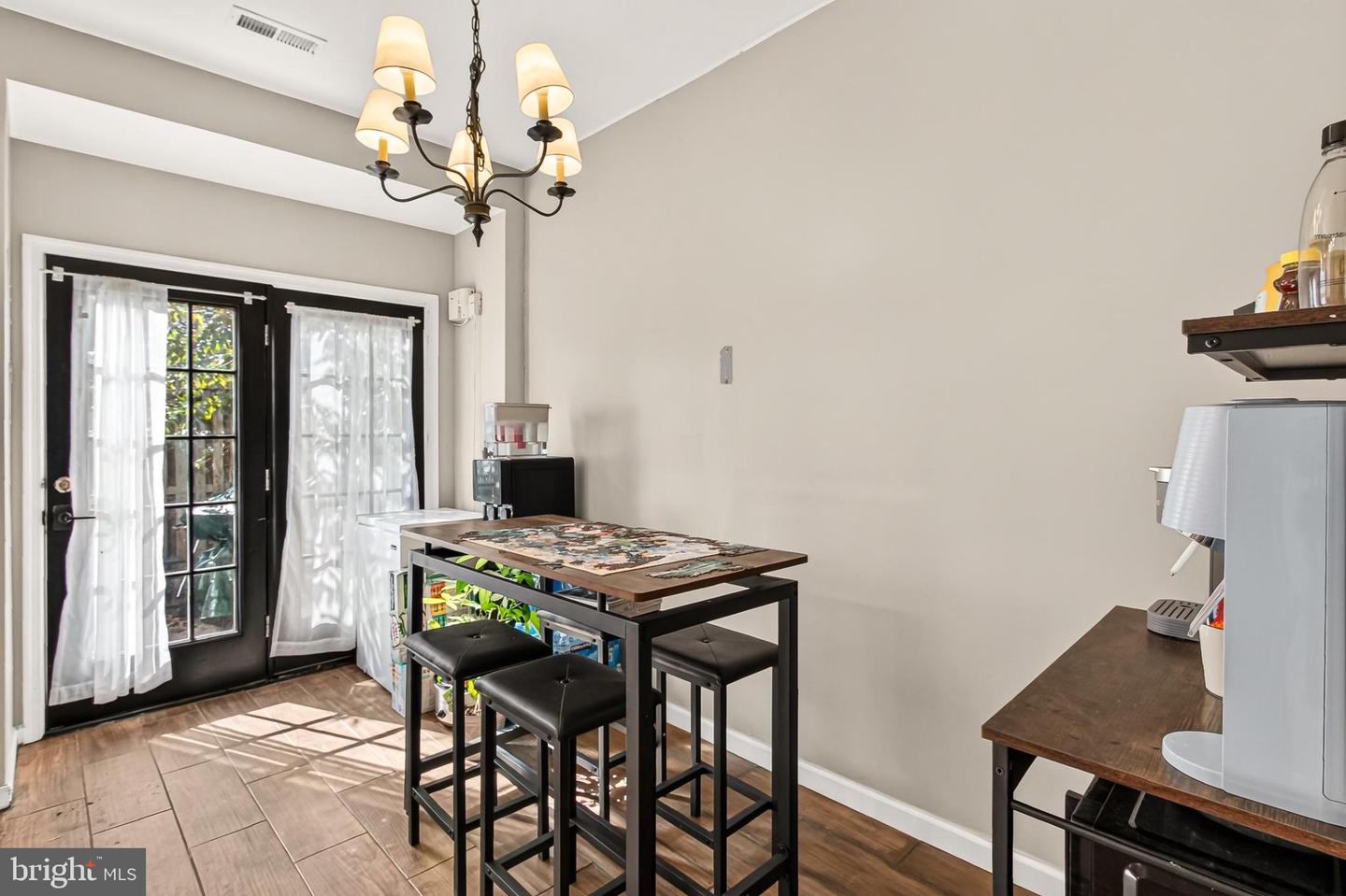 12415 Selkirk Cir Property Photo 16