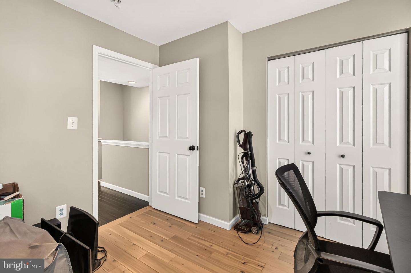 12415 Selkirk Cir Property Photo 22
