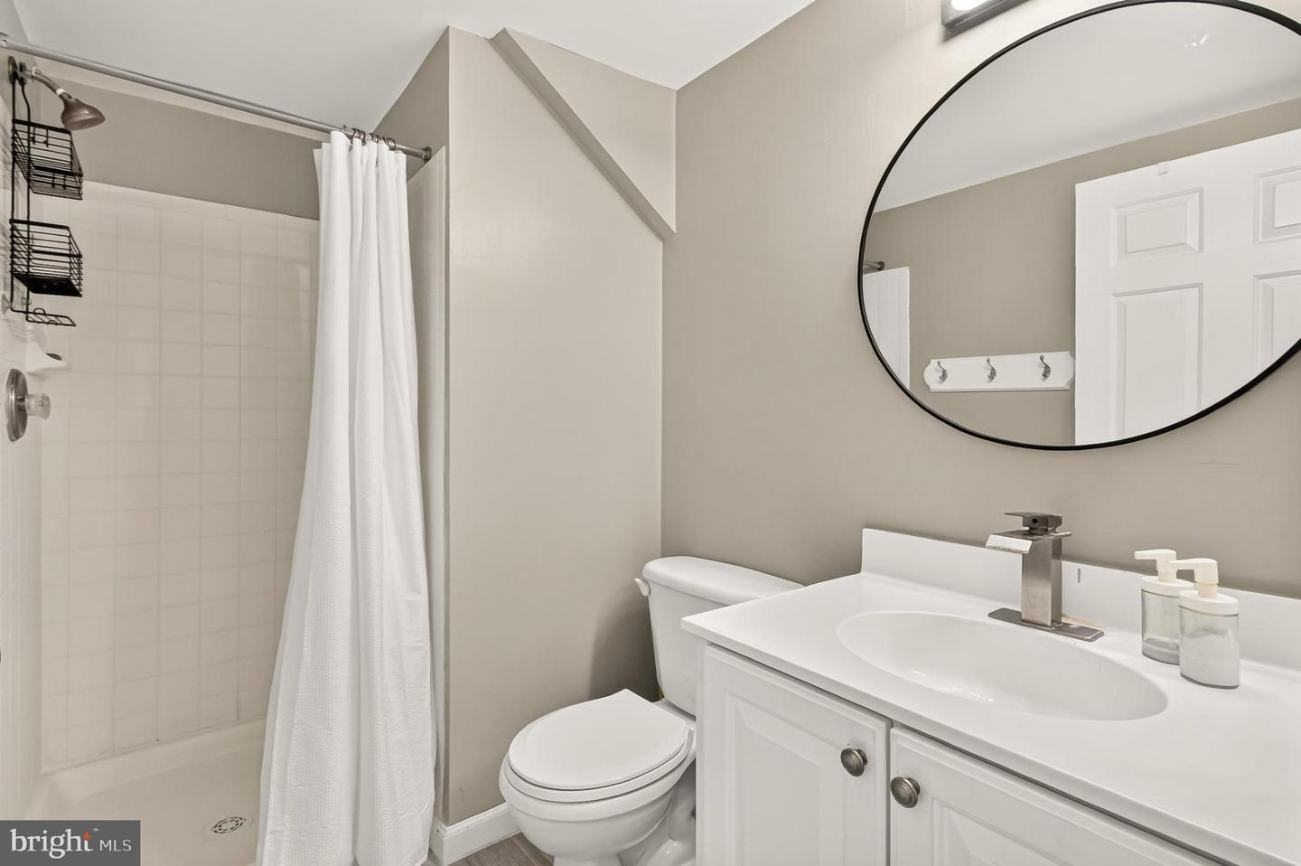 12415 Selkirk Cir Property Photo 23