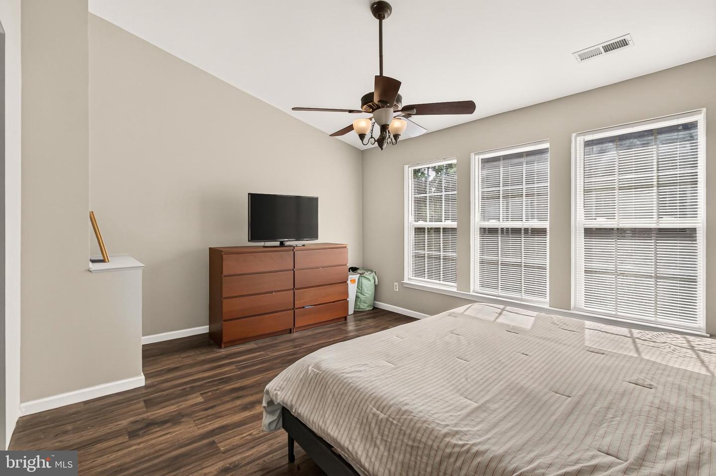 12415 Selkirk Cir Property Photo 26