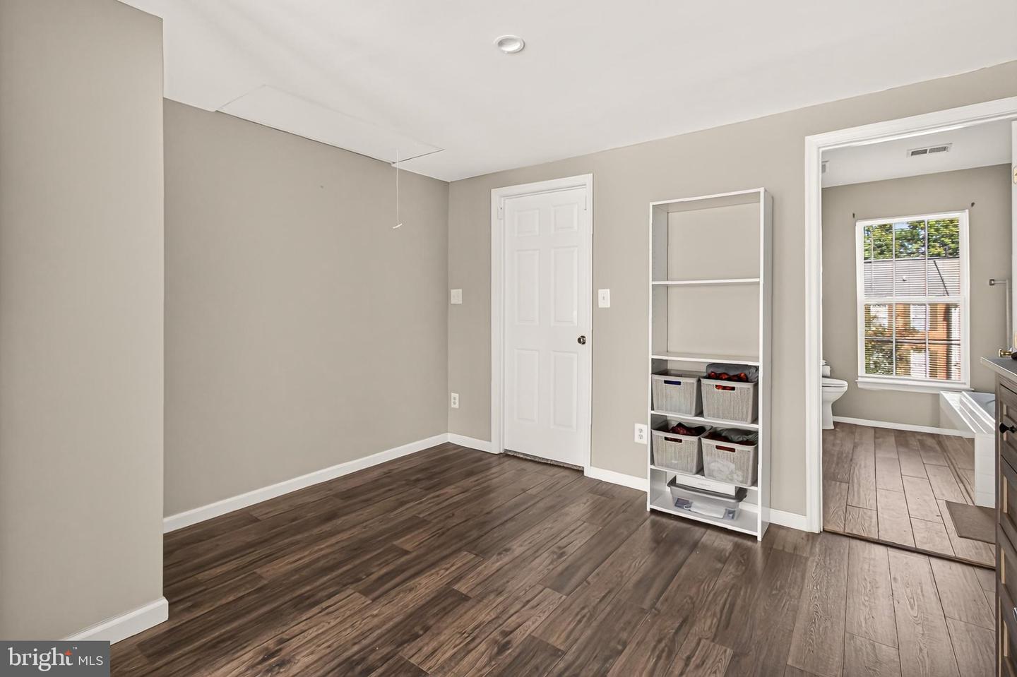 12415 Selkirk Cir Property Photo 28