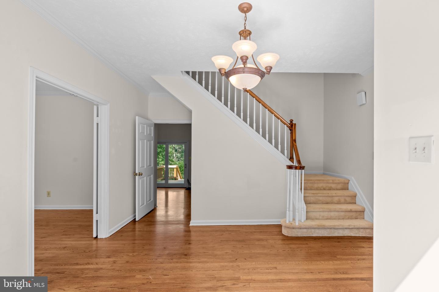 7492 Devon Ln Property Photo 32