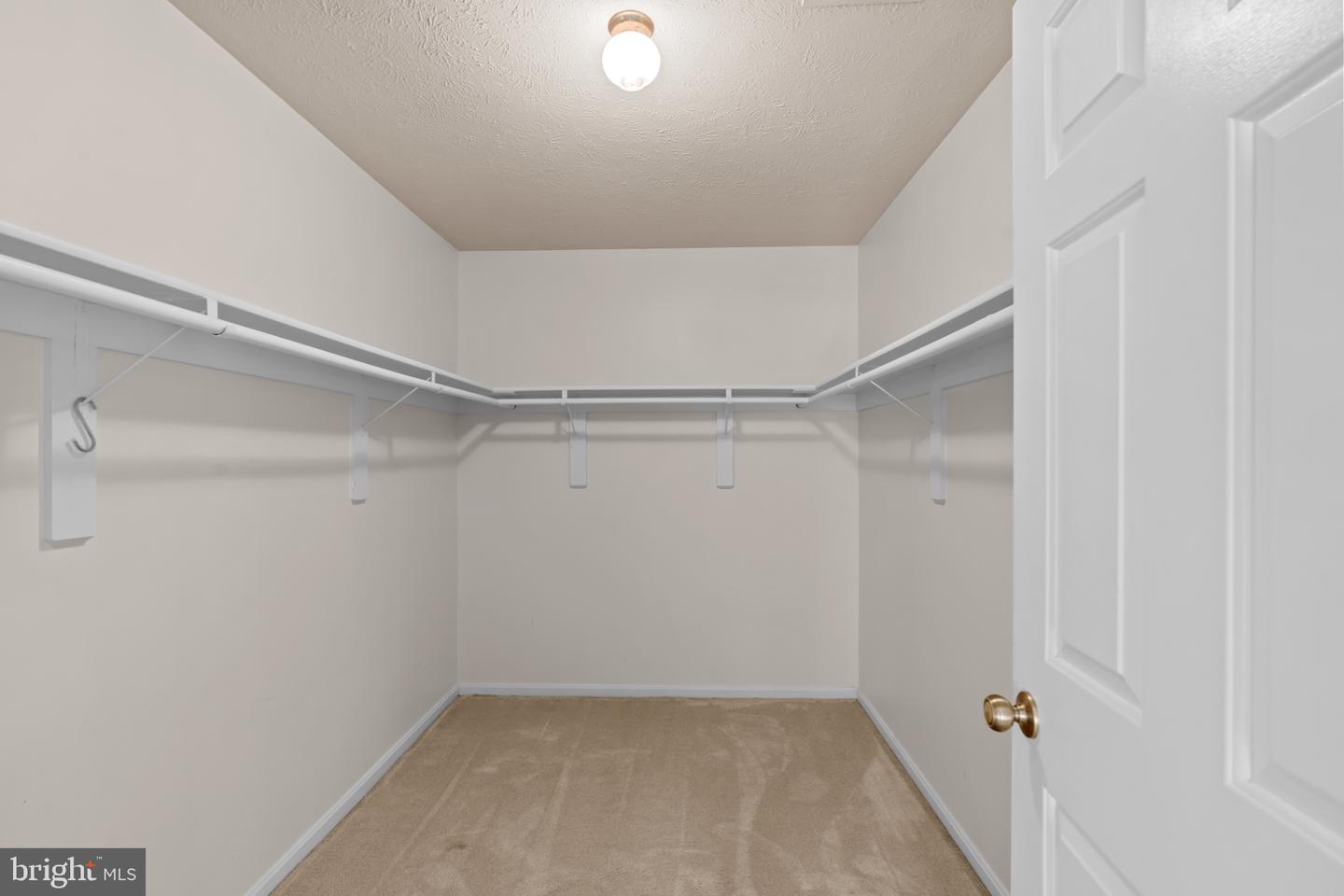 7492 Devon Ln Property Photo 36