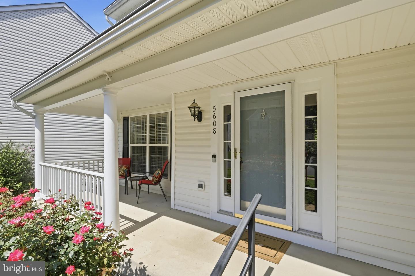 5608 Eppes Island Pl Property Photo 6