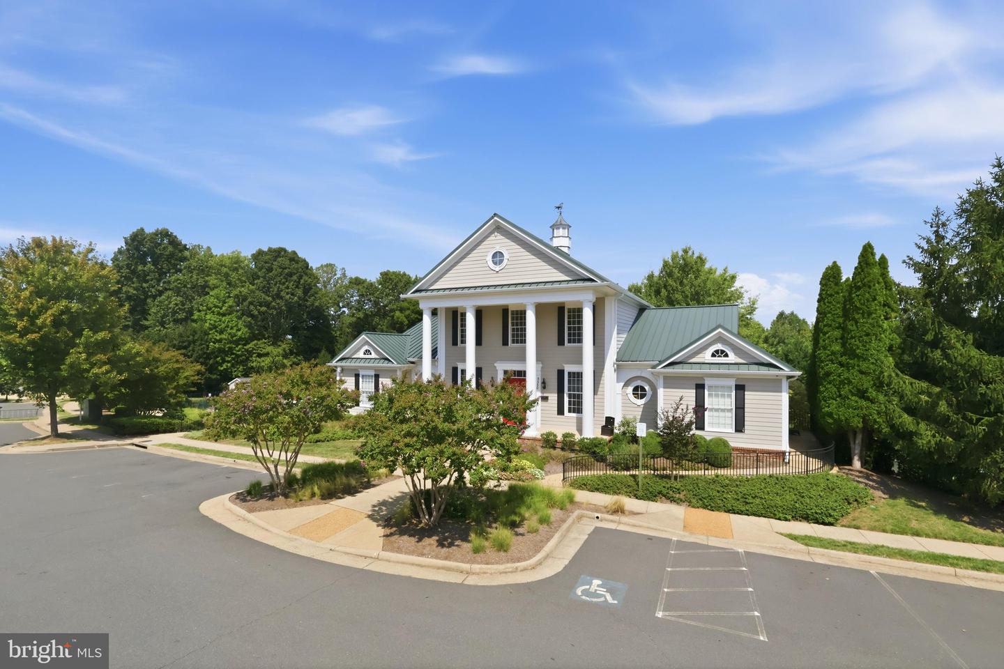 5608 Eppes Island Pl Property Photo 38