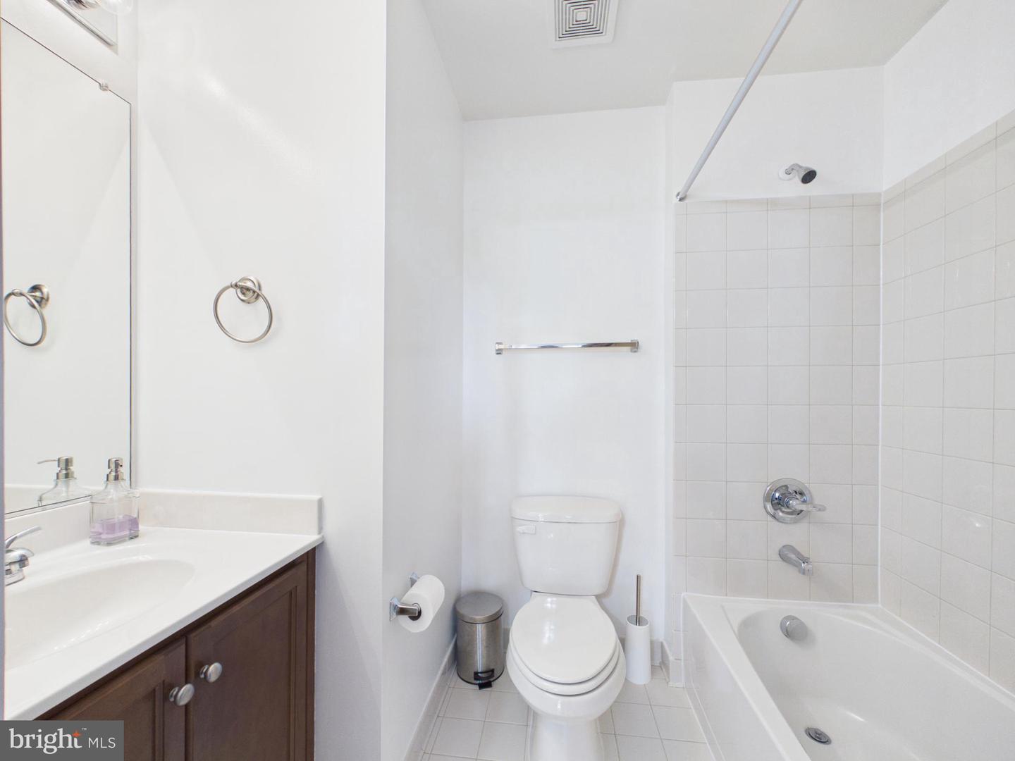 15653 John Diskin Cir Property Photo 6