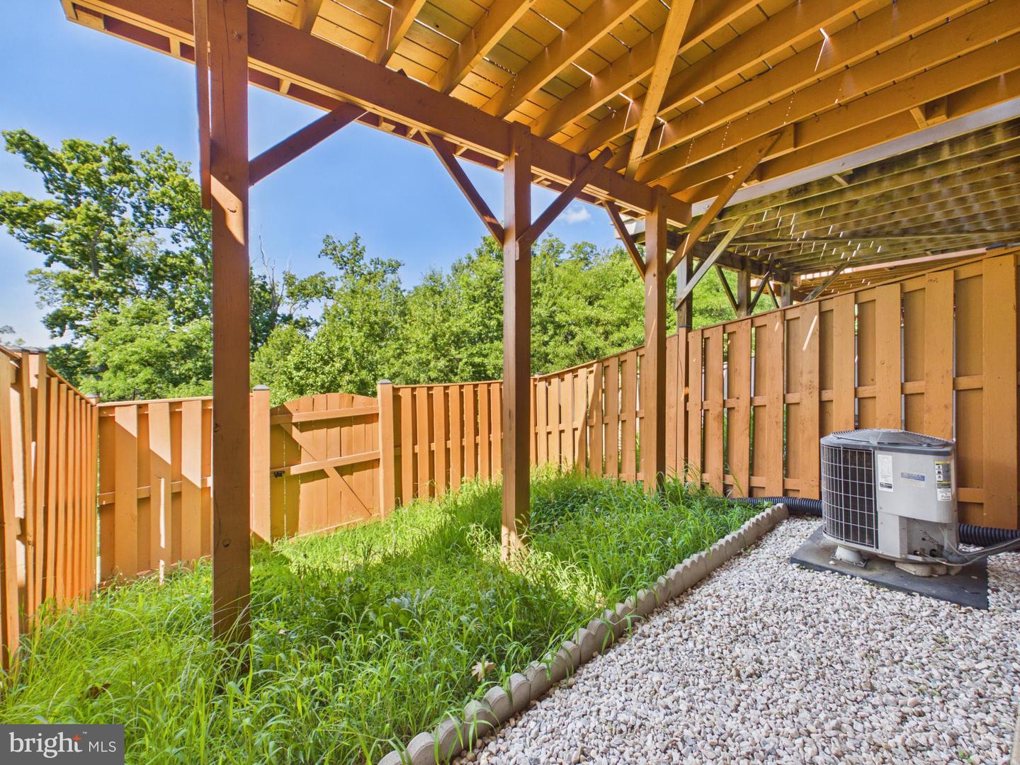 15653 John Diskin Cir Property Photo 17