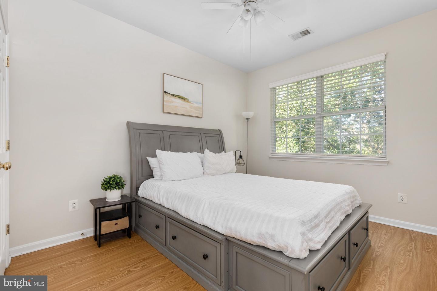 12506 Iona Sound Dr Property Photo 24