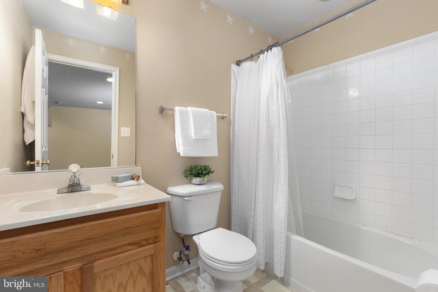 12506 Iona Sound Dr Property Photo 32