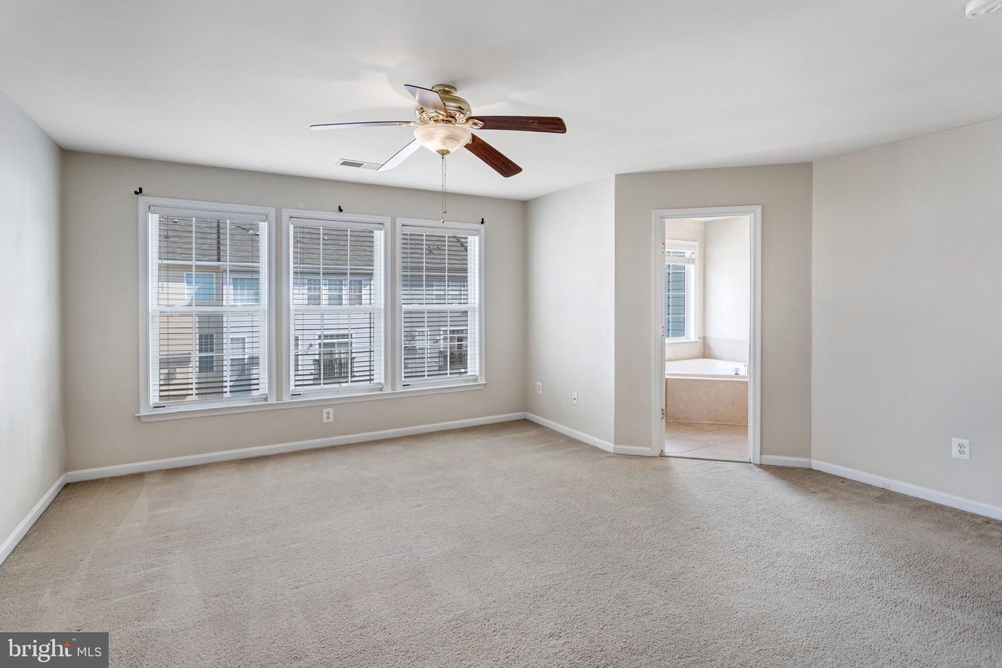15657 William Bayliss Ct Property Photo 20