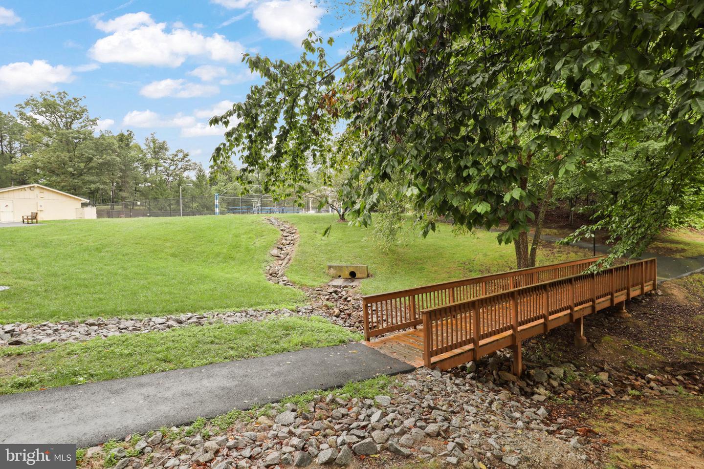 2825 Chablis Cir Property Photo 26