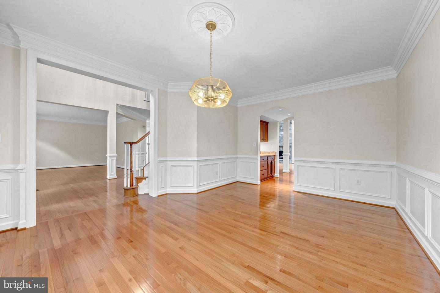 10037 Esteppe Dr Property Photo 11