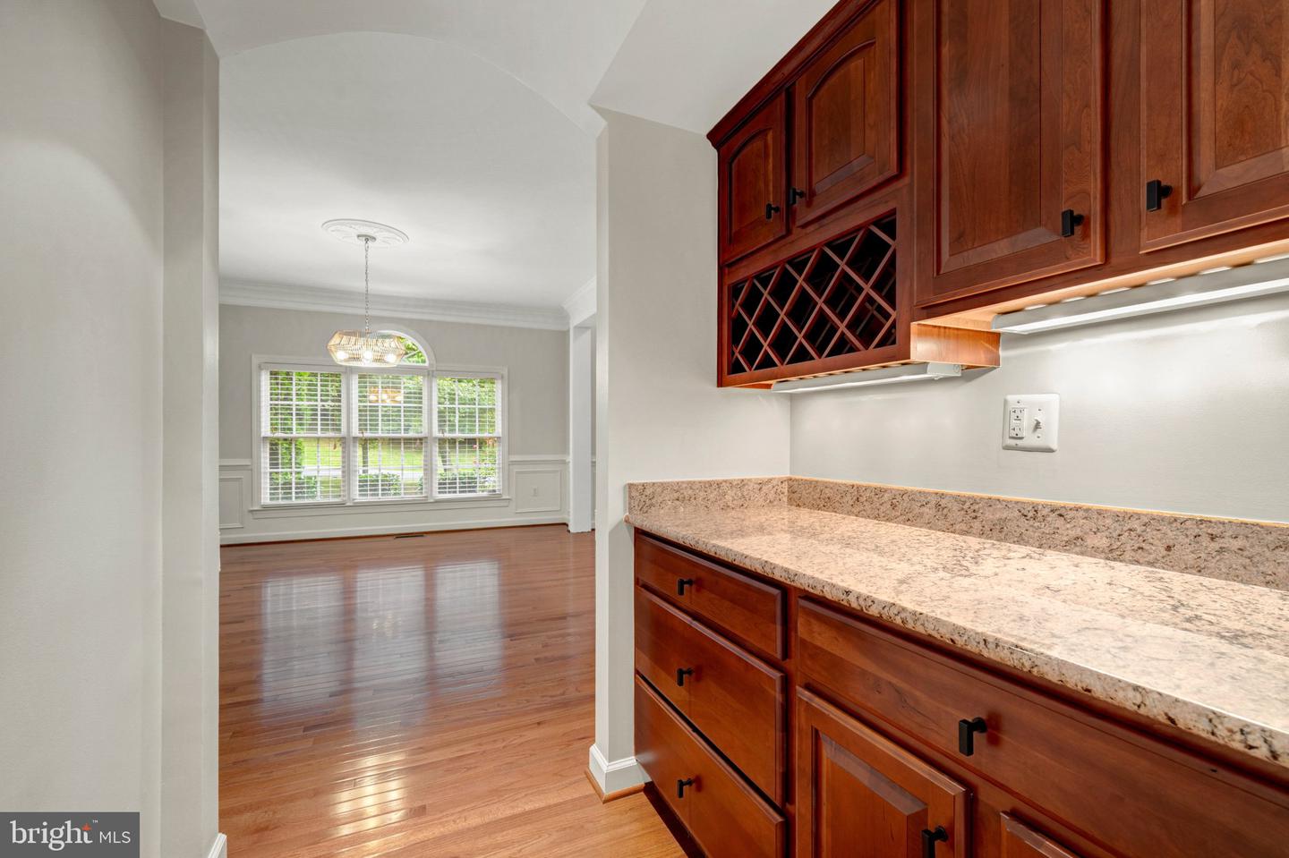 10037 Esteppe Dr Property Photo 12