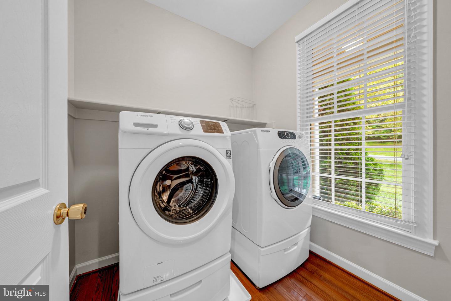 10037 Esteppe Dr Property Photo 26