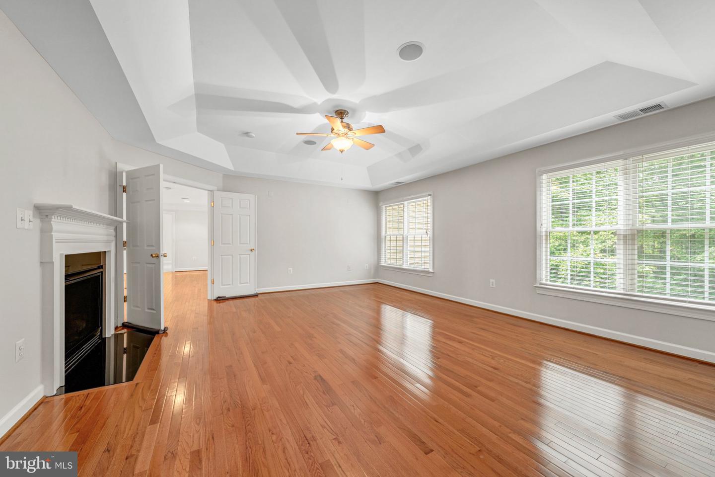 10037 Esteppe Dr Property Photo 32