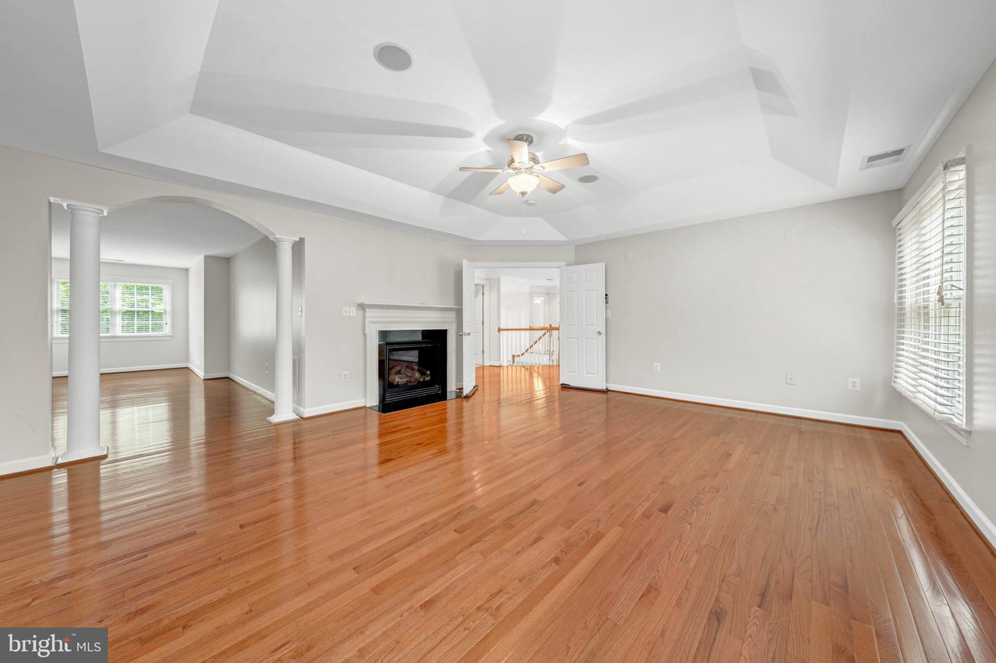 10037 Esteppe Dr Property Photo 33