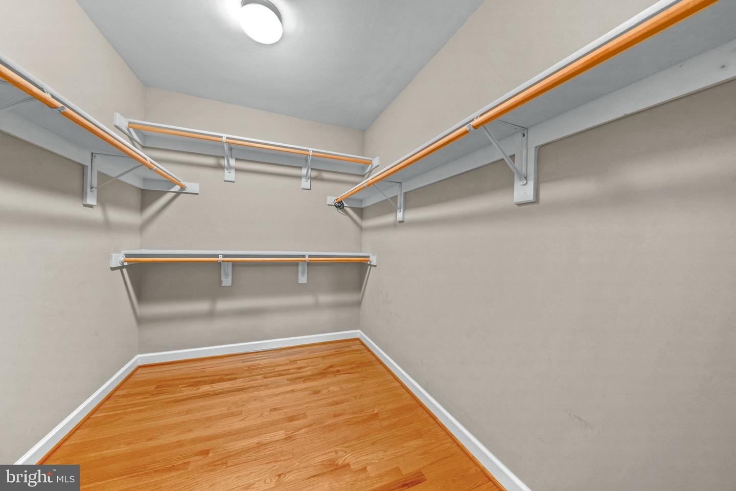10037 Esteppe Dr Property Photo 35