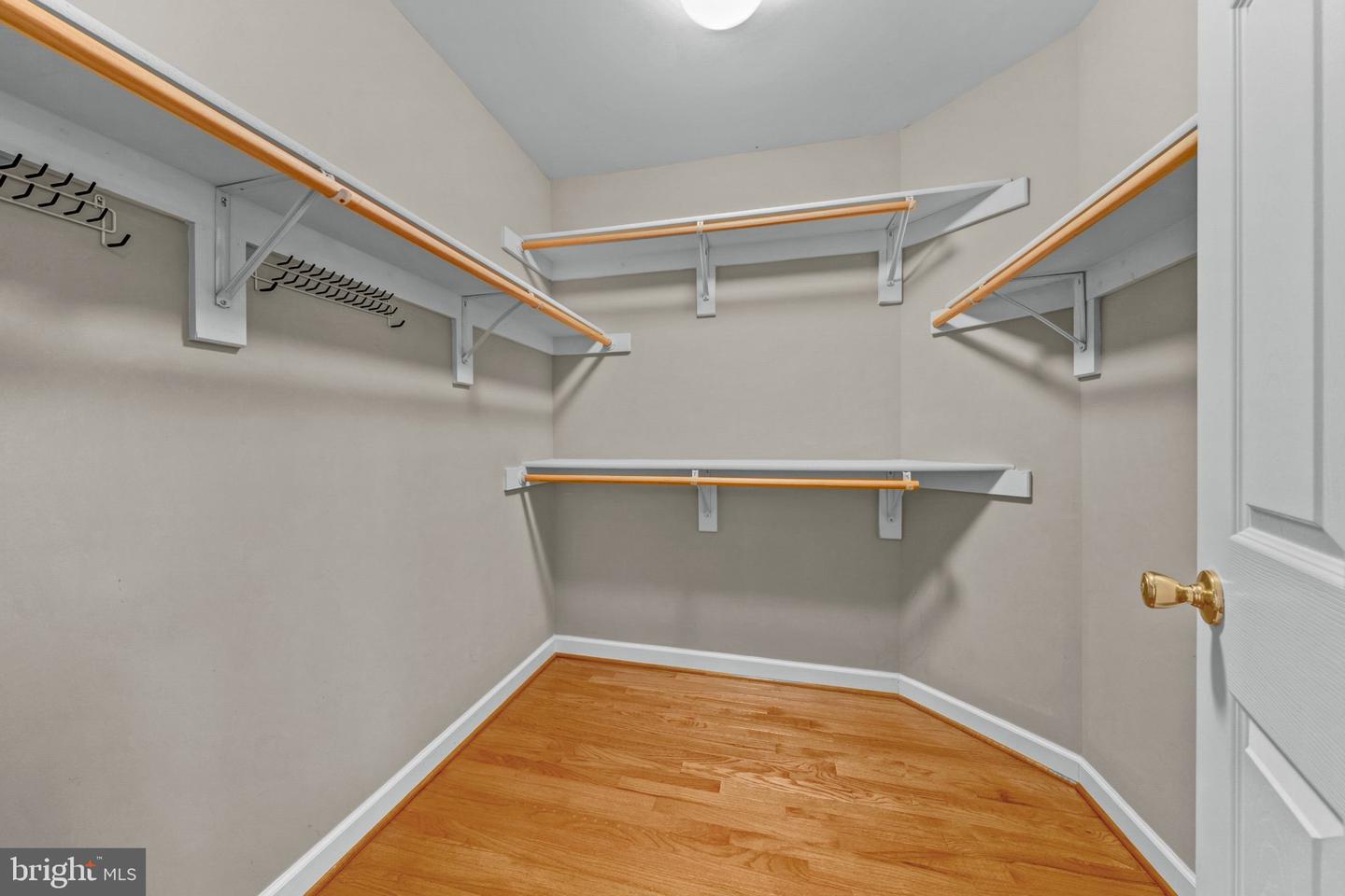 10037 Esteppe Dr Property Photo 36