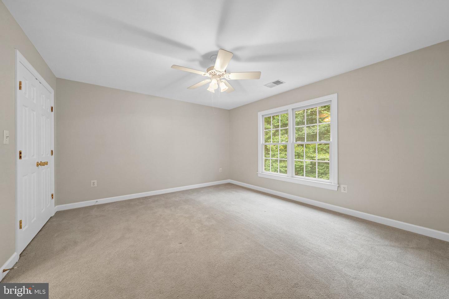 10037 Esteppe Dr Property Photo 47
