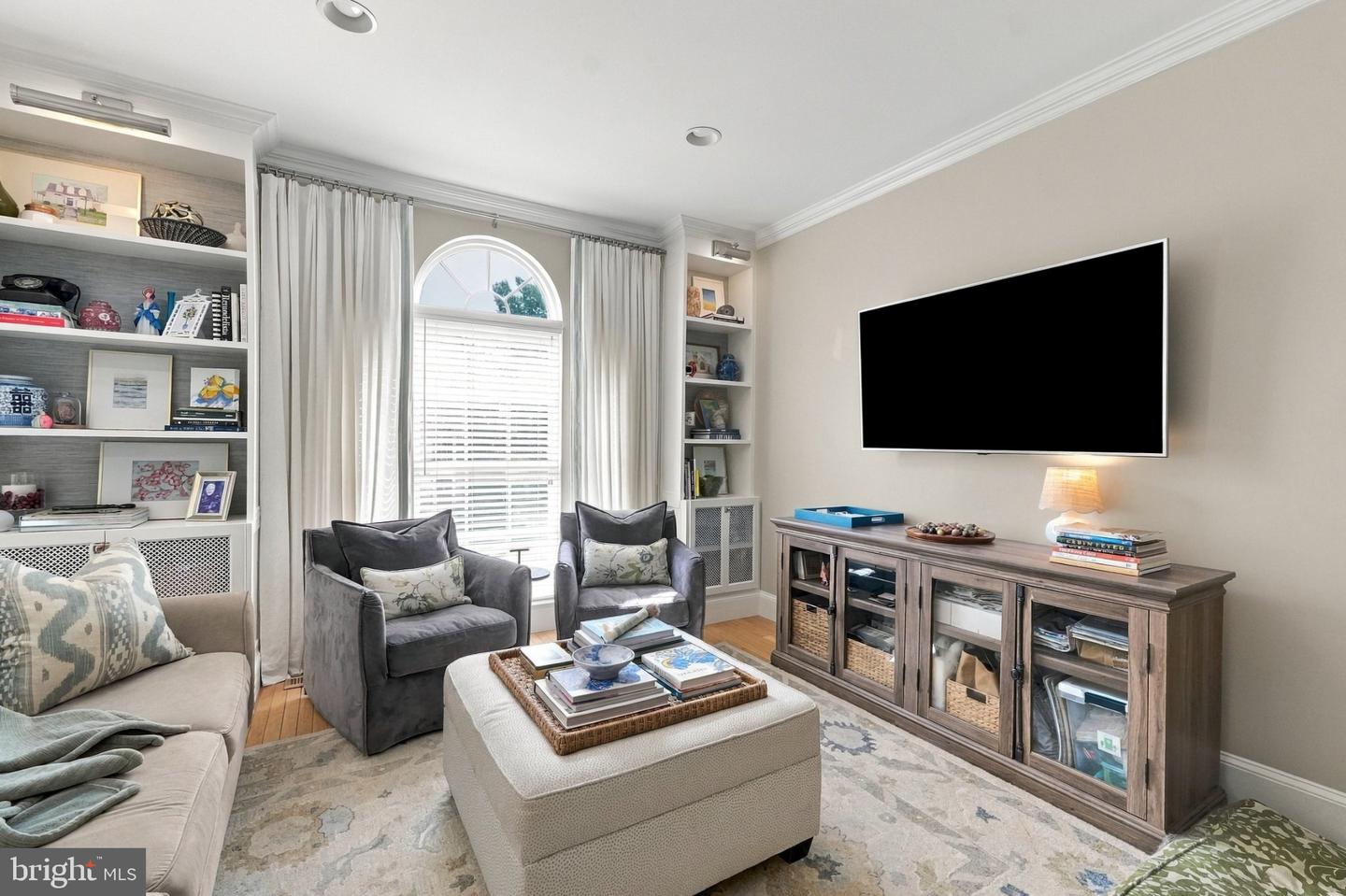 10133 Pale Rose Loop Property Photo 6