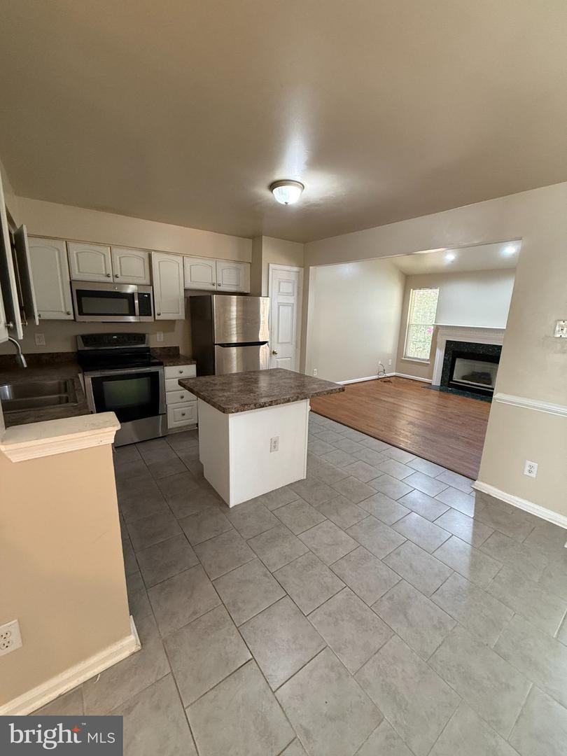 12800 Silvia Loop Property Photo 12