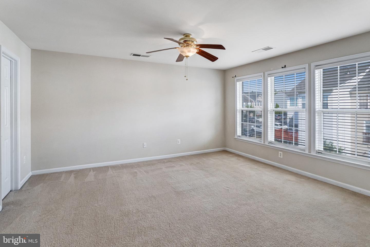 15657 William Bayliss Ct Property Photo 17