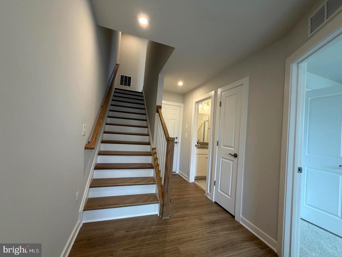 13744 Cobble Loop Property Photo 6