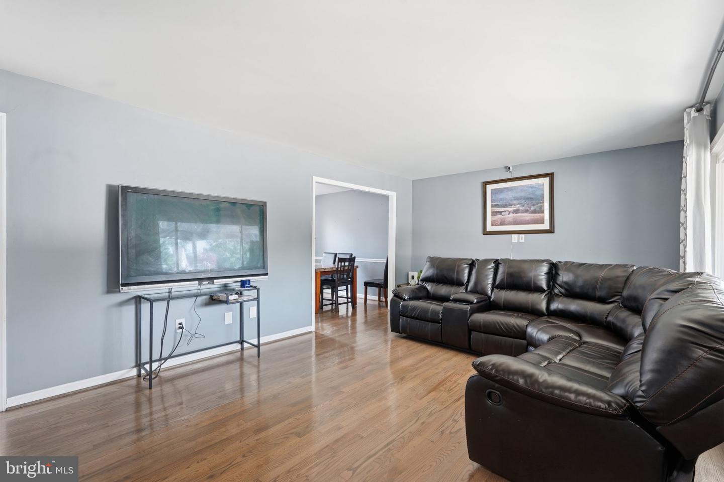 7603 Dublin Dr Property Photo 3