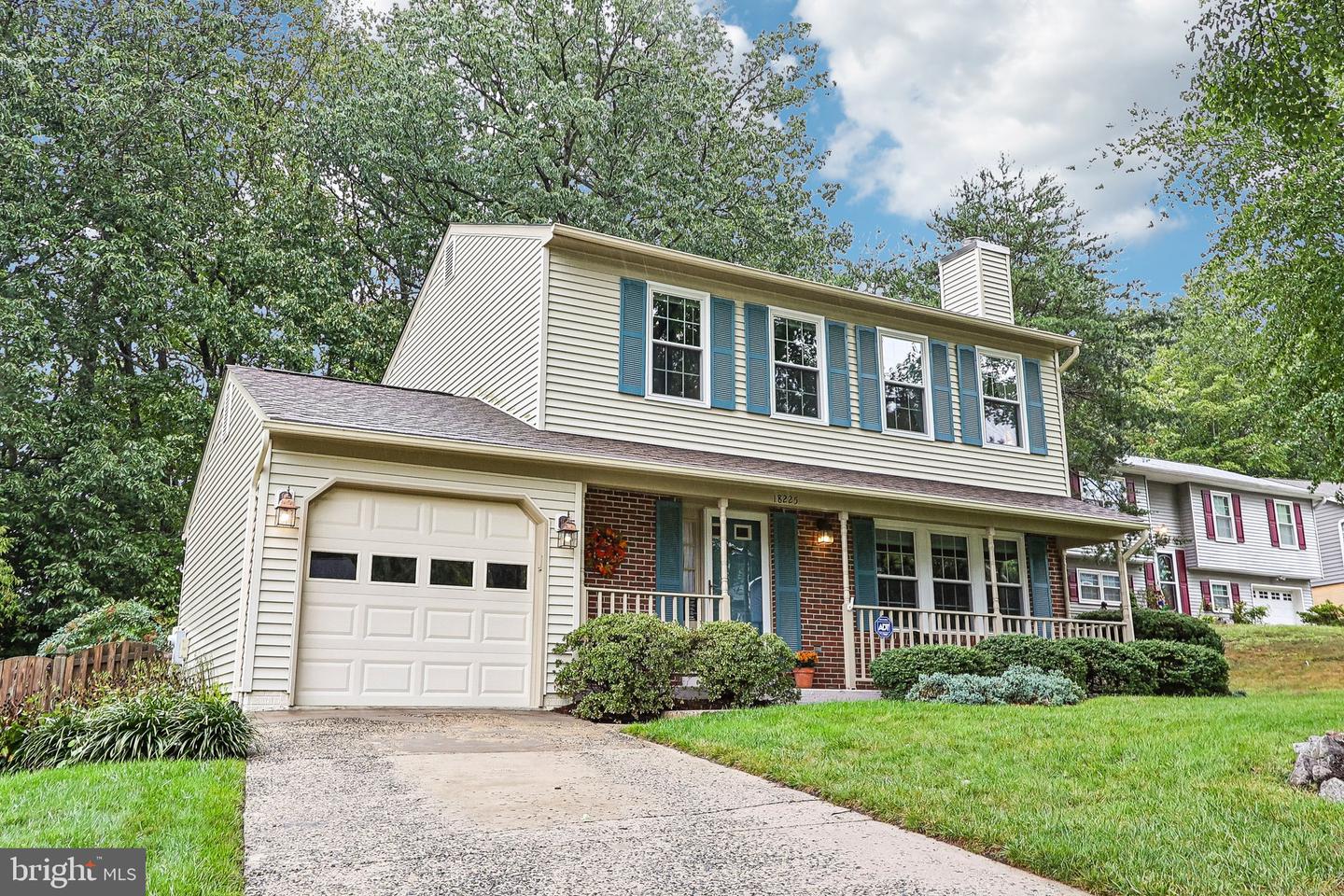 18225 Linton Ct Property Photo 4