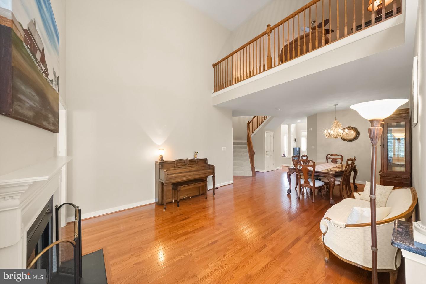 5976 Piney Grove Way Property Photo 11