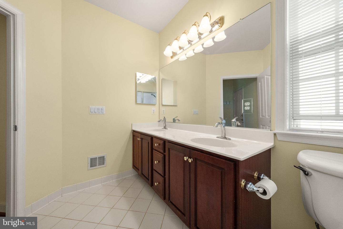 5976 Piney Grove Way Property Photo 22