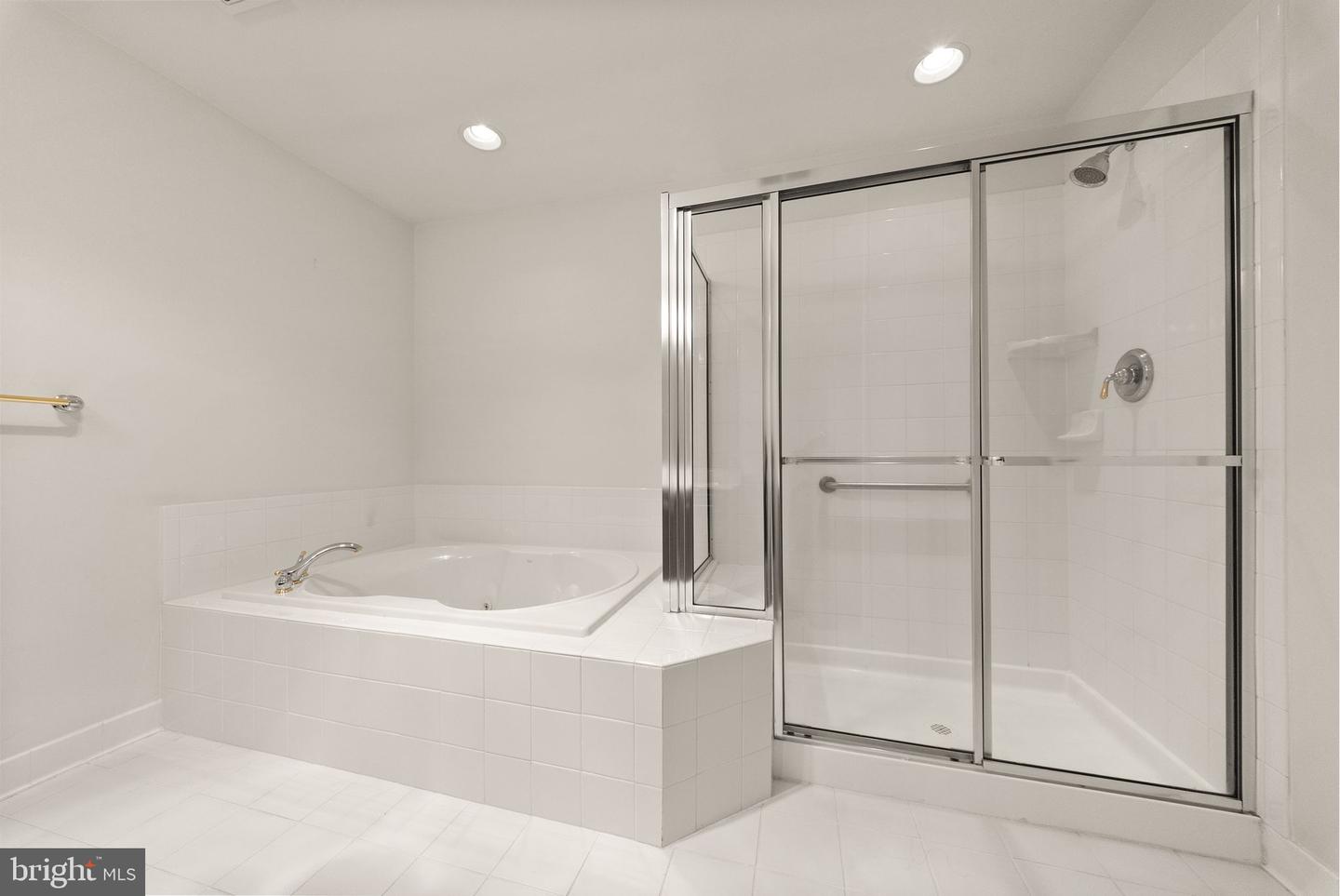 5976 Piney Grove Way Property Photo 33