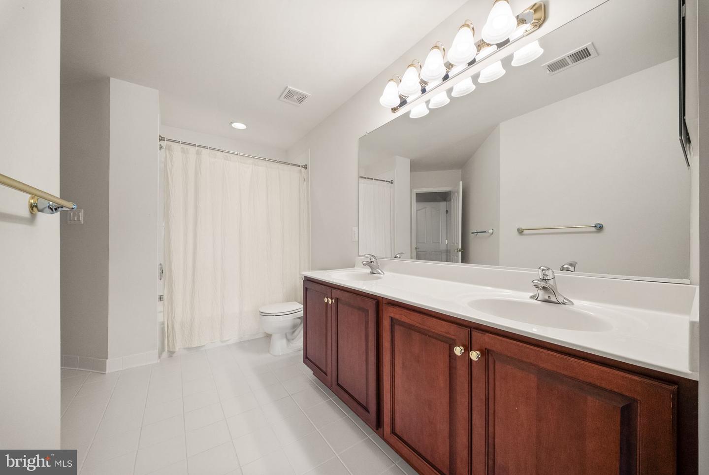 5976 Piney Grove Way Property Photo 37