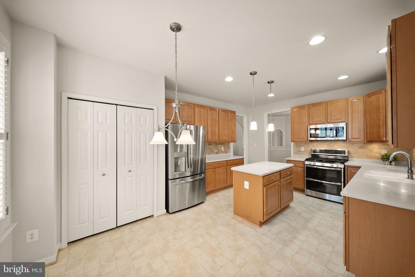 13217 Triple Crown Loop Property Photo 7