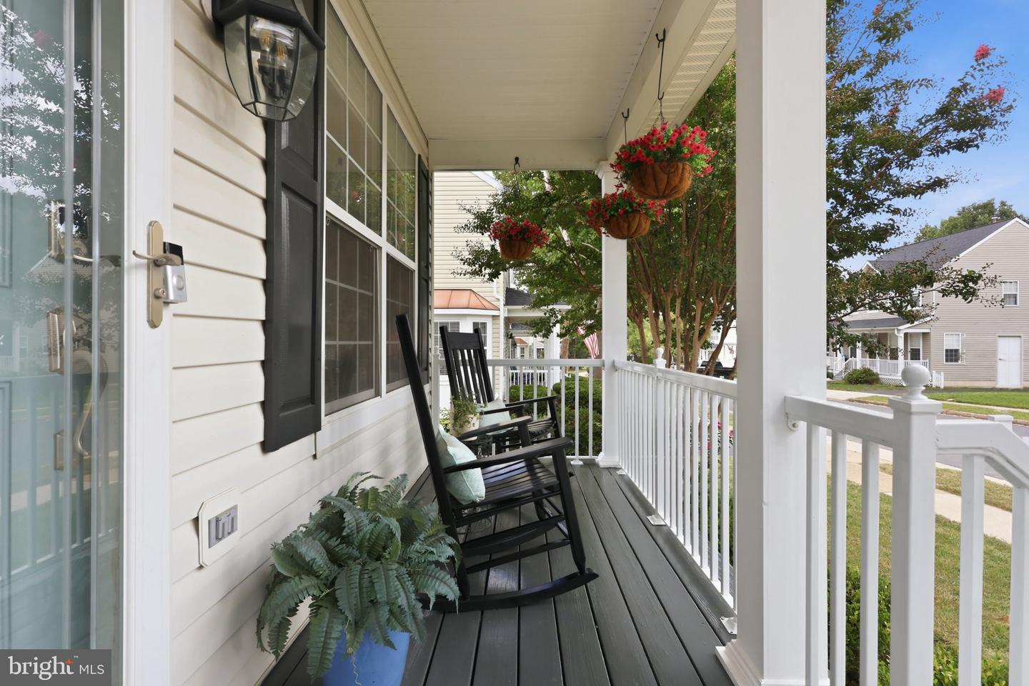 10009 Boreland Ct Property Photo 2