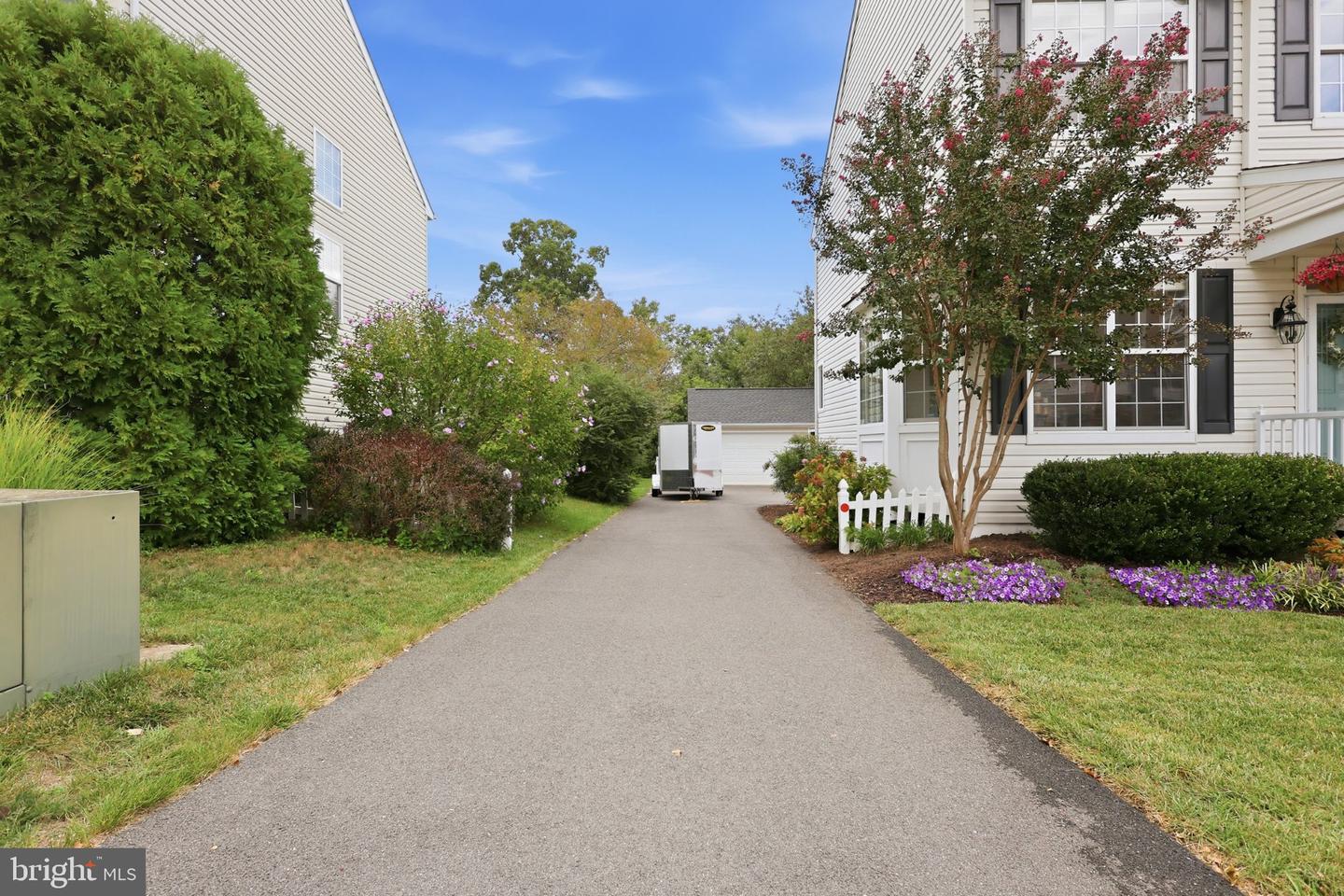 10009 Boreland Ct Property Photo 21