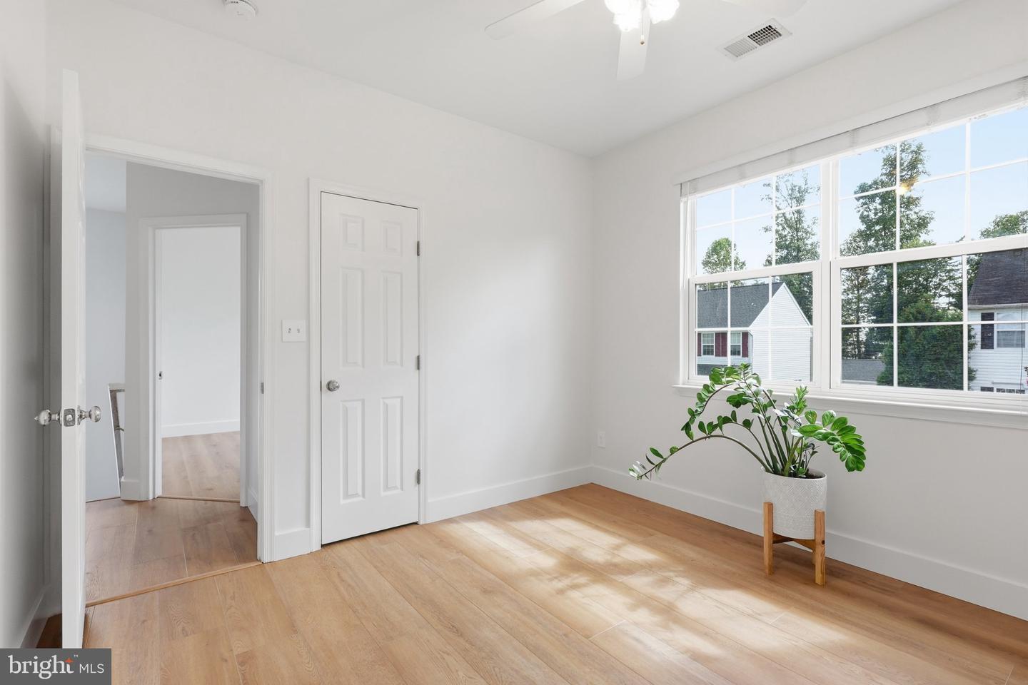 10009 Boreland Ct Property Photo 32