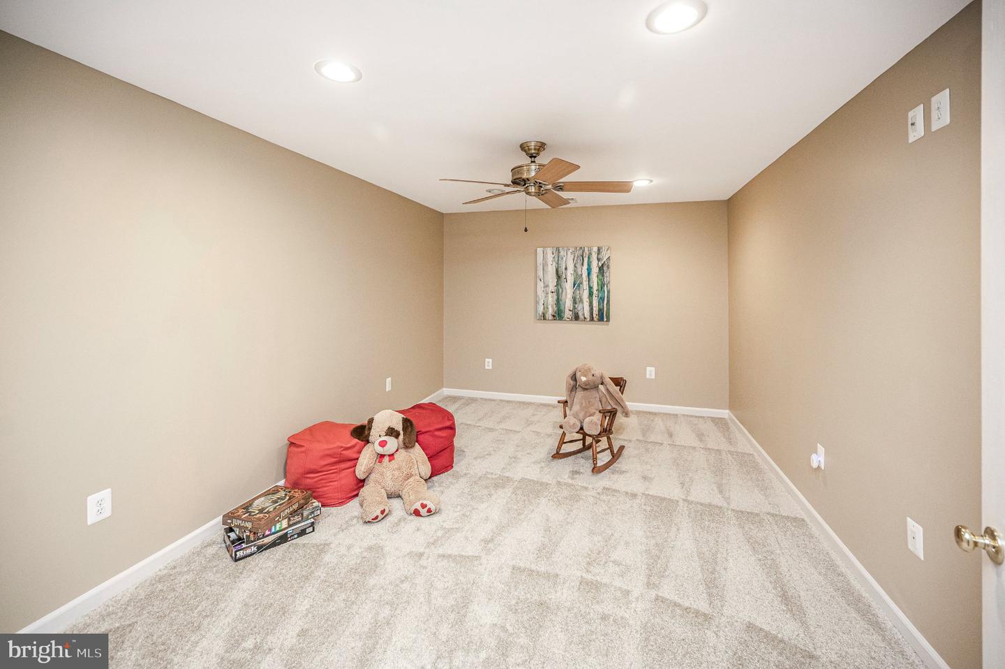 5917 Fincastle Dr Property Photo 32
