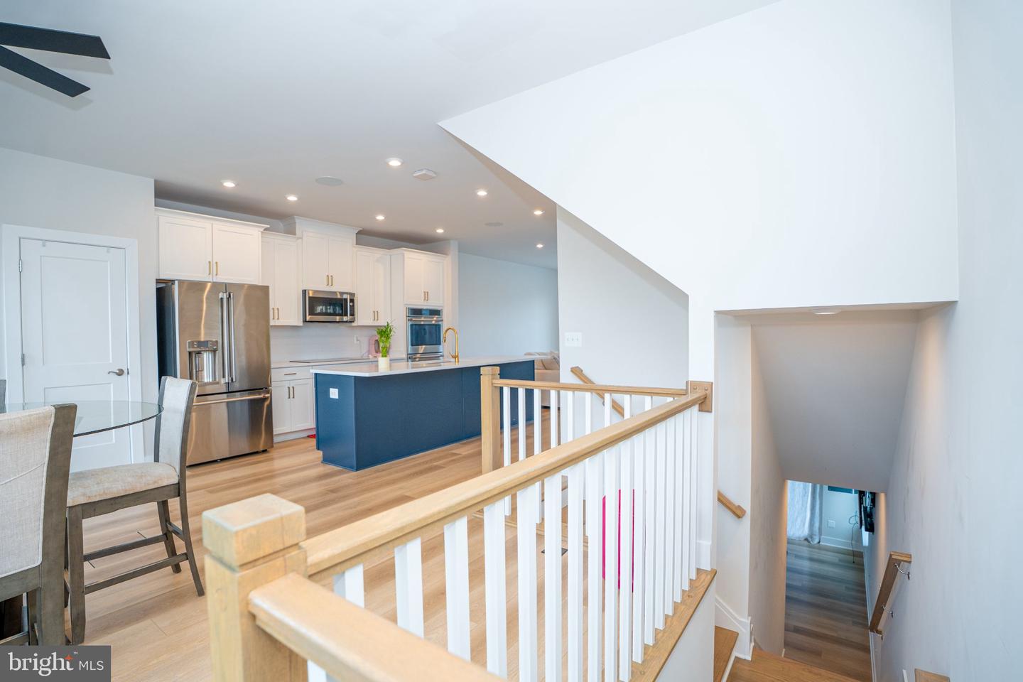8790 Kensington Church St Property Photo 17