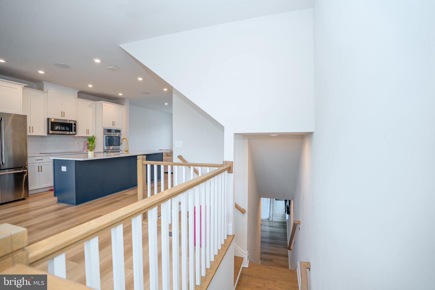 8790 Kensington Church St Property Photo 21